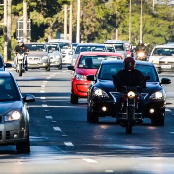 Vistoria obrigatória para carros com mais de cinco anos avança na Câmara