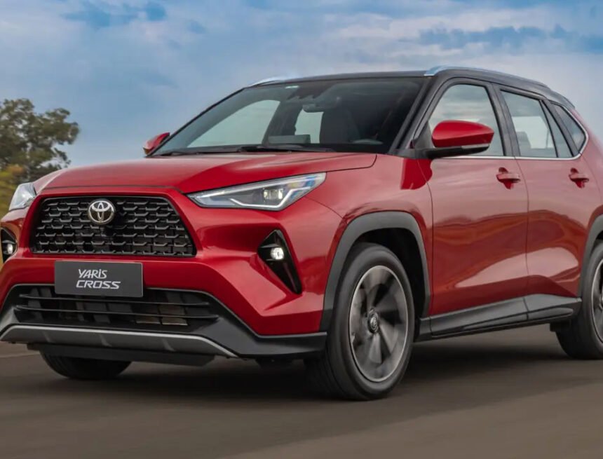 Toyota lança Yaris Cross híbrido mais acessível por R$ 149.990