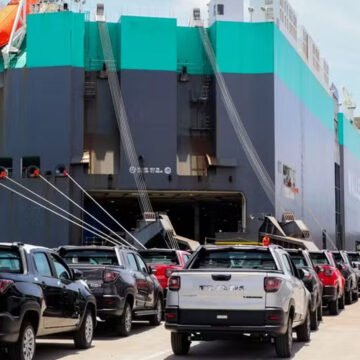 Exportações de veículos do Brasil caem quase 30% no início de 2026