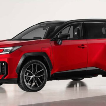 RAV4 híbrido 2026 chega maior, mais tecnológico e com foco premium