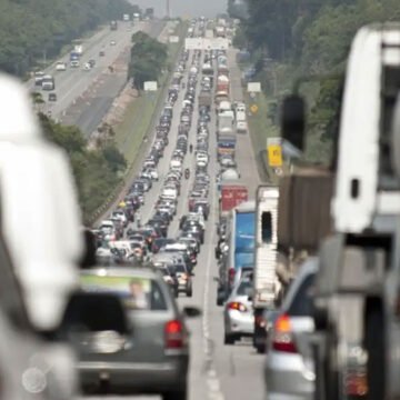 Financiamento de carros, motos e veículos pesados sobe 12,8% no trimestre