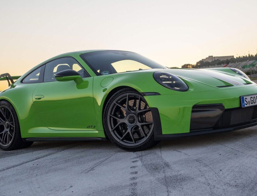 Porsche cresce no Brasil e enfrenta risco reputacional com alta exposição negativa