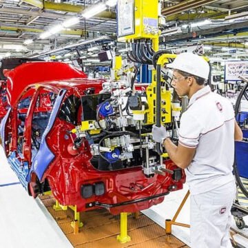 Produção de veículos cresce 35,6% e atinge melhor nível desde 2019