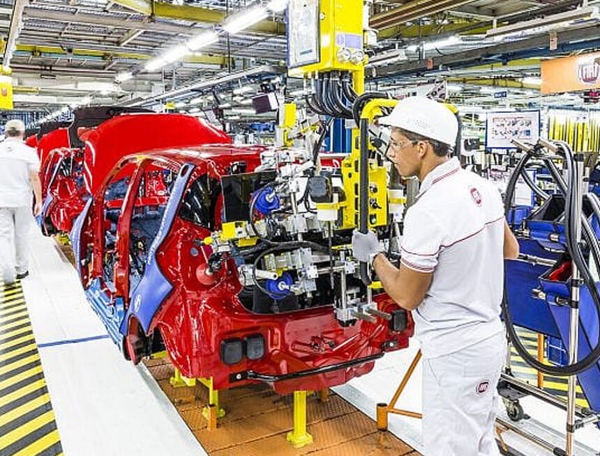 Produção de veículos cresce 35,6% e atinge melhor nível desde 2019