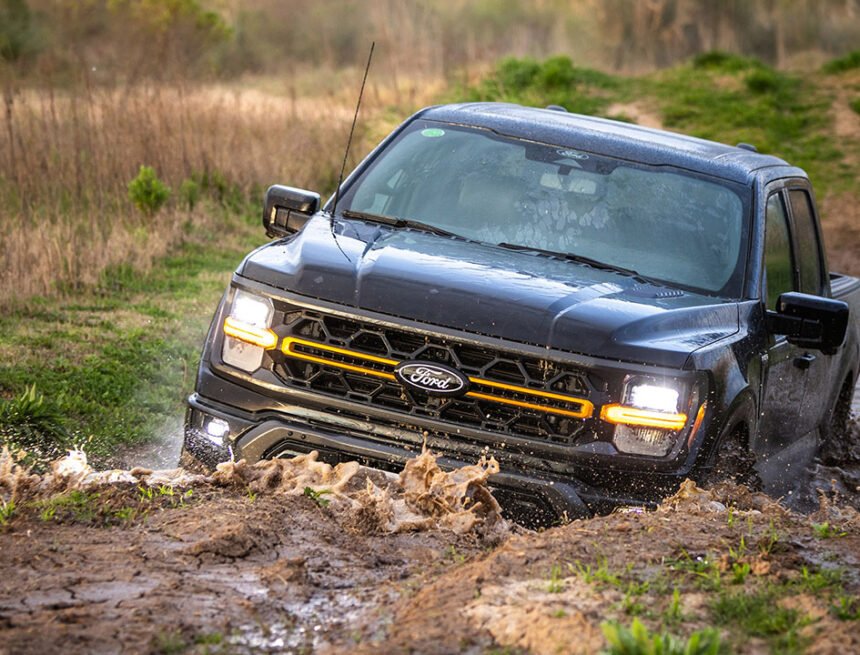Recall: Ford convoca 1,4 milhão de F-150 por falha grave na transmissão