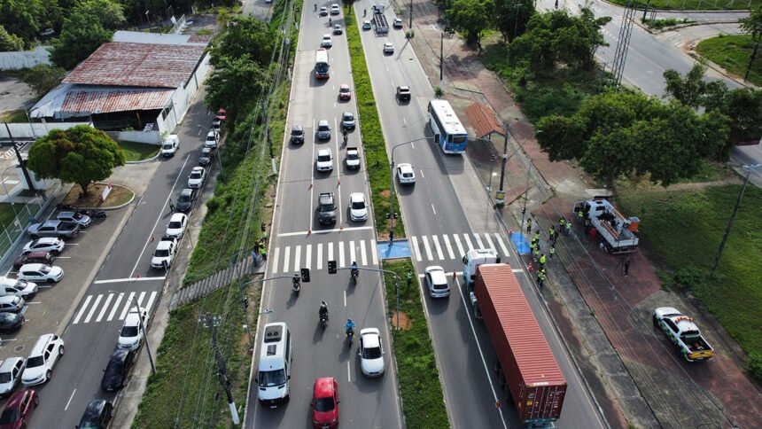 Vendas de veículos disparam no Amazonas em março de 2026