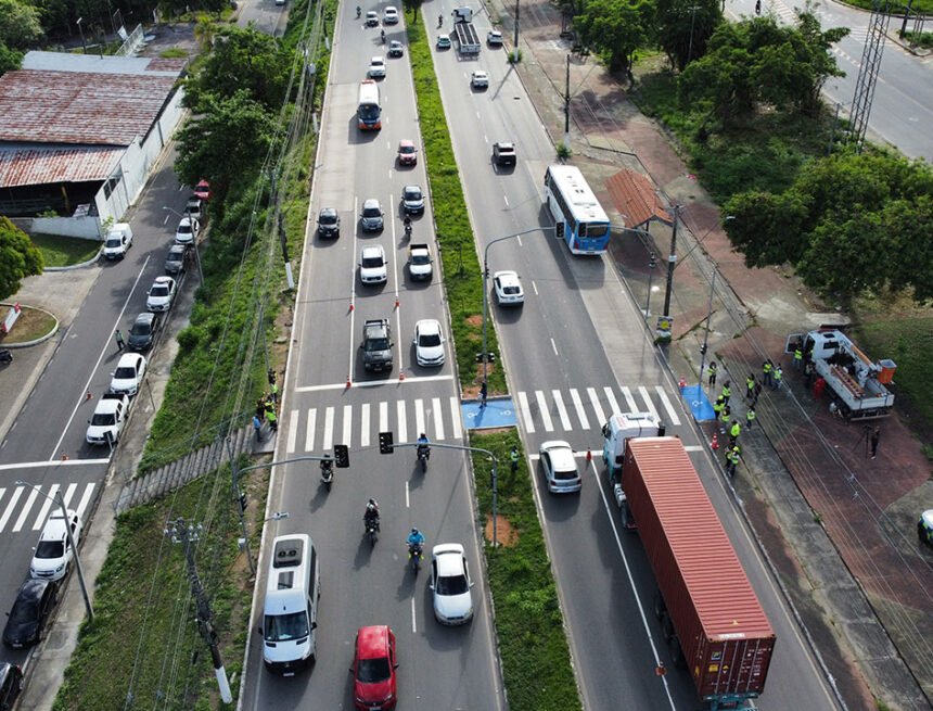 Vendas de veículos disparam no Amazonas em março de 2026