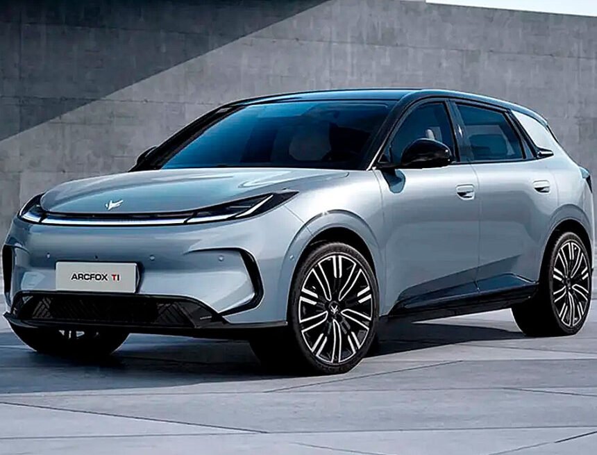 Arcfox T1 antecipa ofensiva da BAIC no mercado brasileiro