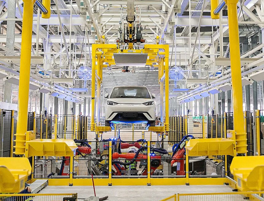 BYD acelera produção na Bahia e eleva disputa no Brasil