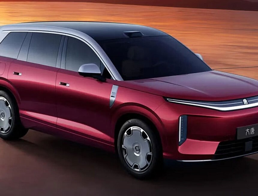 Novo SUV da BYD acelera disputa com BMW, Audi e Mercedes no mercado premium