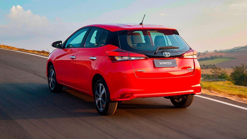 Toyota Yaris lidera ranking dos usados mais lucrativos para lojas em abril de 2026