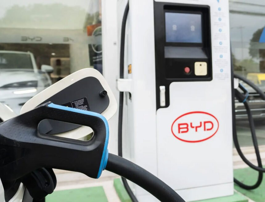 BYD muda garantia de elétricos e acende alerta entre motoristas de aplicativo