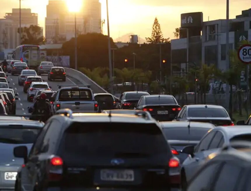 alfredo-filho-mercado-carros-novos-abril-2026-crescimento-vendas-brasil-chinesas Mercado de carros novos cresce 19,5% em abril e chinesas pressionam montadoras