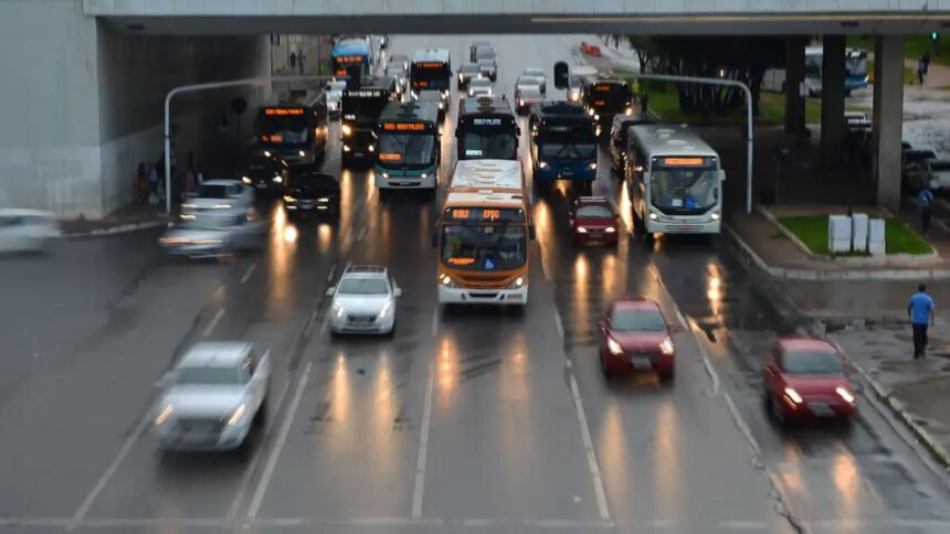 PEC do IPVA pode elevar imposto sobre SUVs e aliviar carros compactos