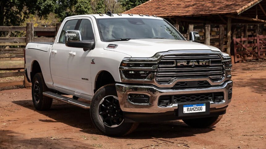 Recall: Stellantis convoca Ram 2500 por falha que pode elevar risco em alta velocidade